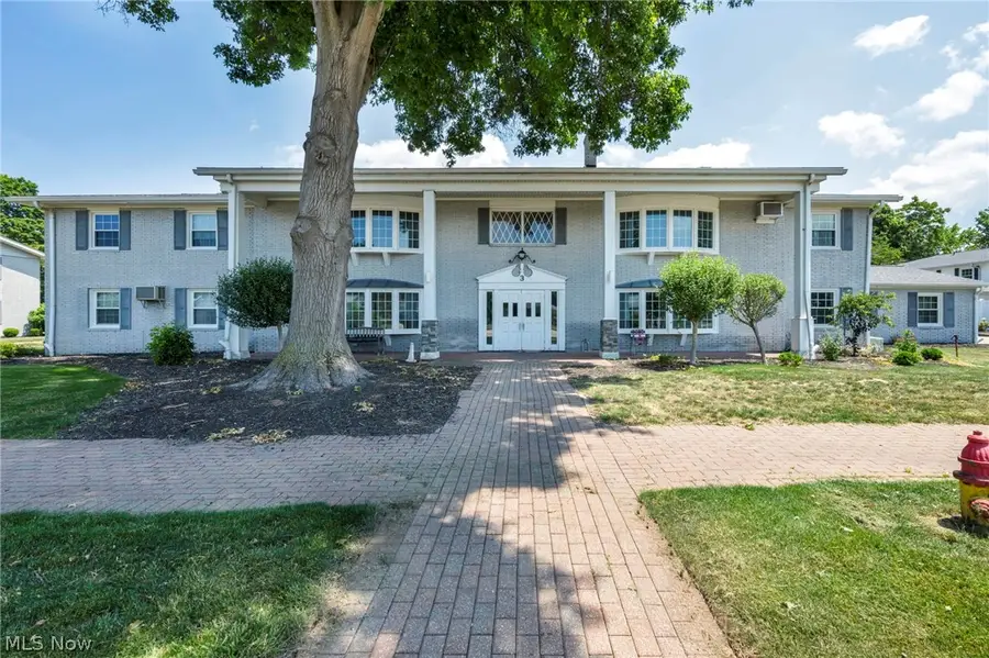 3 Meadowlawn Drive #3-22, Mentor, OH 44060 - #2