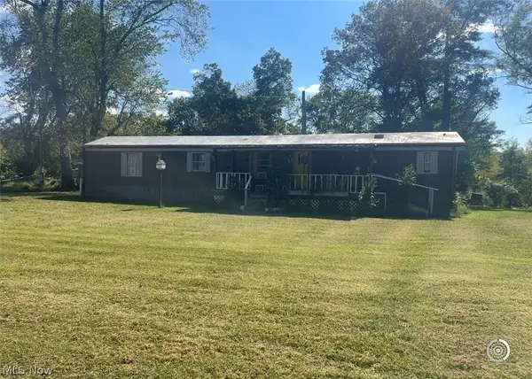 765 Hannaman Lane, Elizabeth, WV 26143