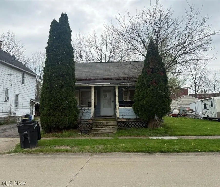 108 Rush Street, Elyria, OH 44035 - #1
