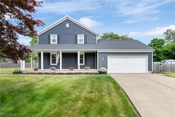 7919 Windbur Nw Circle, North Canton, OH 44720
