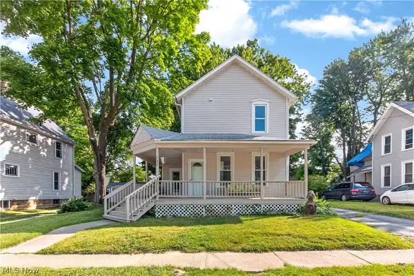 127 4th Street, Elyria, OH 44035