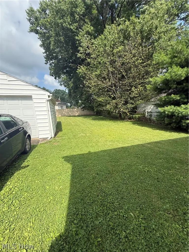 1880 Maurice Street, Cuyahoga Falls, OH 44221 - #3