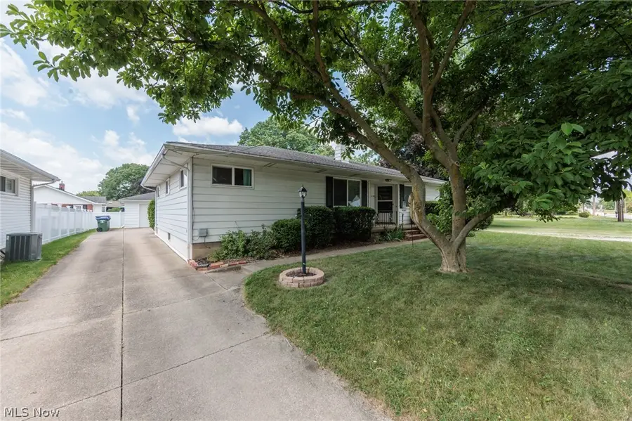 3284-3290 Hudson Drive, Cuyahoga Falls, OH 44221 - #3