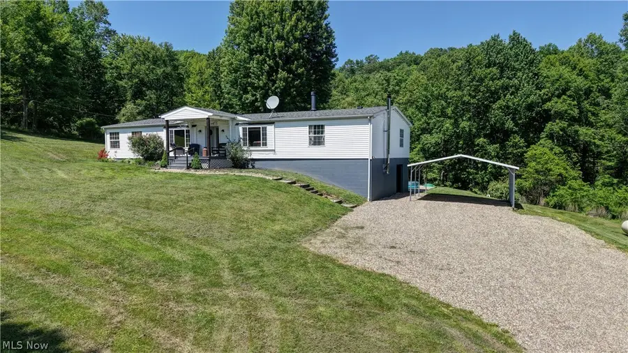 557 Beans Se Road, Sherrodsville, OH 44675 - #2