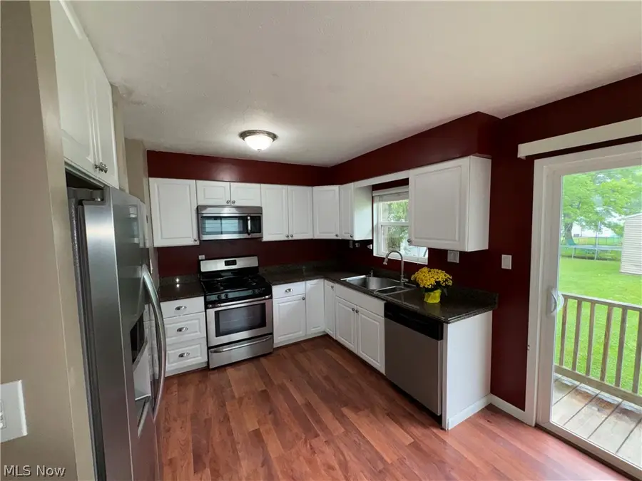 1214 Bryce Avenue, Aurora, OH 44202 - #2