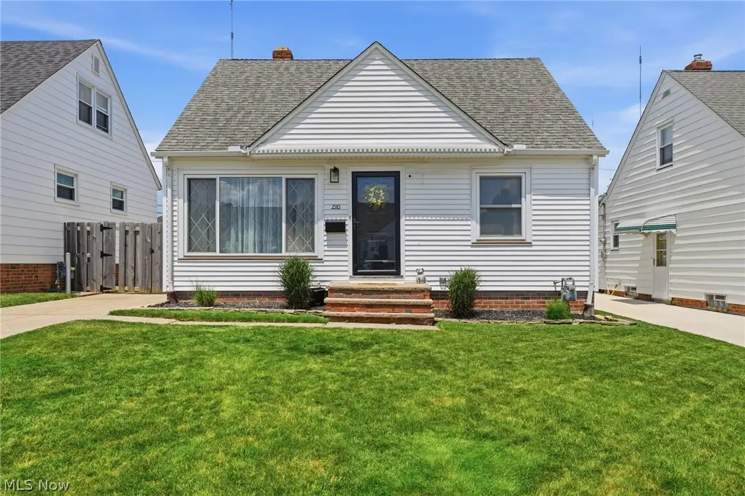 2510 Stanfield Drive, Parma, OH 44134 - #1