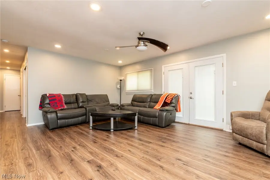 1346 Ranchland Drive, Mayfield Heights, OH 44124 - #3