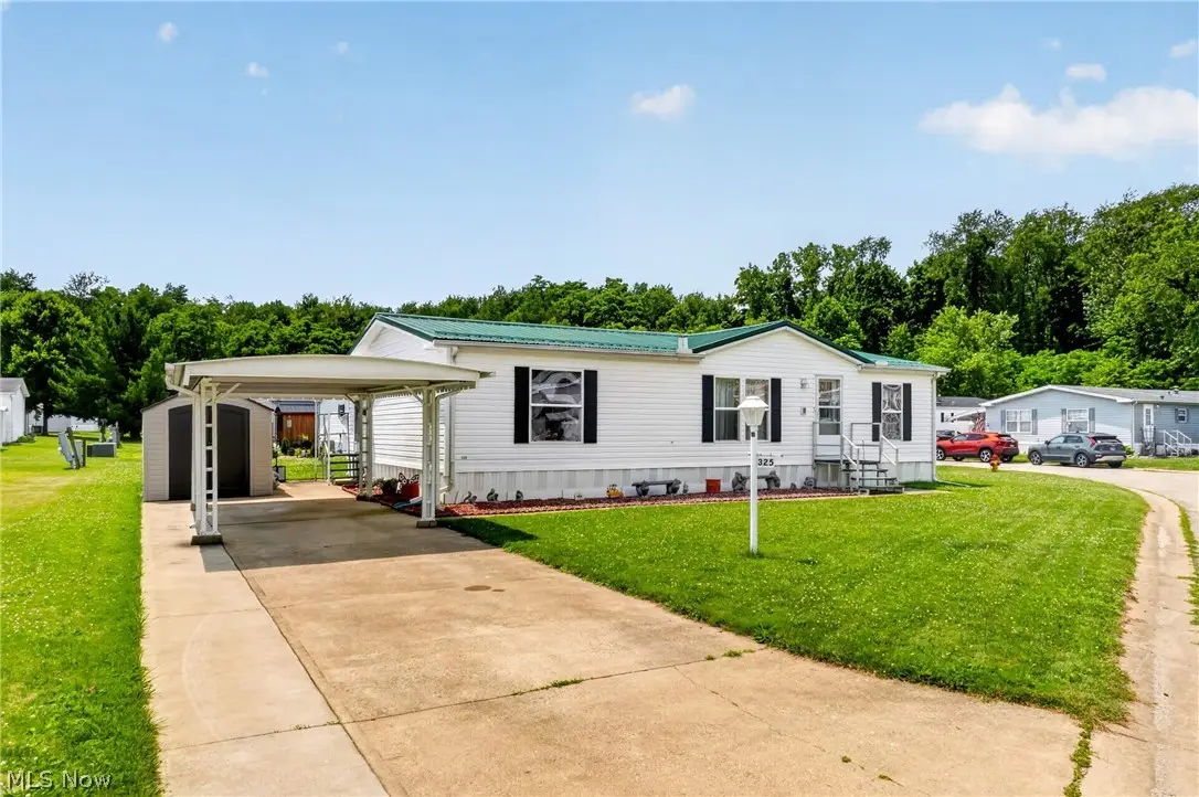 325 Britton Drive, Geneva, OH 44041 - #1