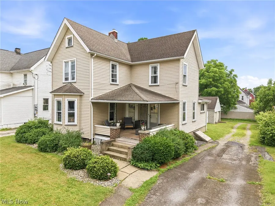 119 E Wilson Avenue, Girard, OH 44420 - #2