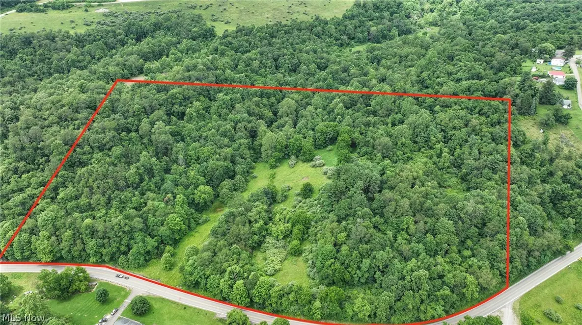 147 W Leatherwood Pike, Barnesville, OH 43713 - #1
