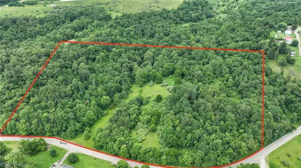 147 W Leatherwood Pike, Barnesville, OH 43713