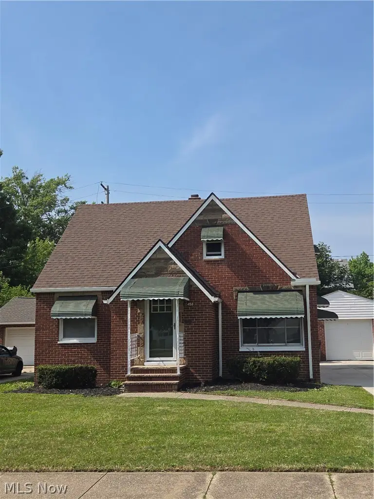 20451 Nicholas Avenue, Euclid, OH 44123 - #2