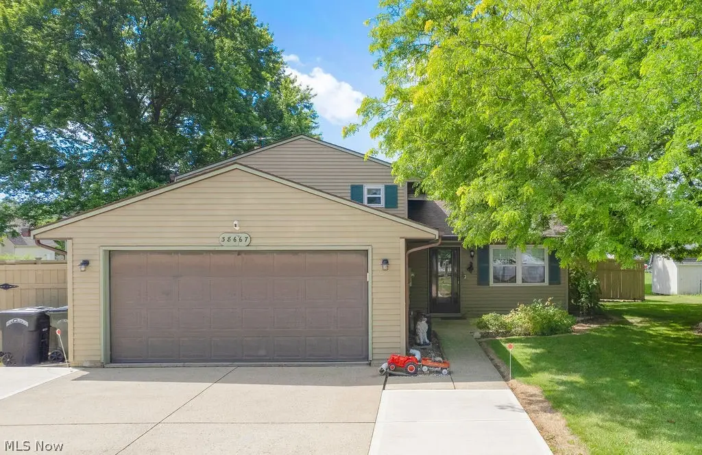38667 Chestnut Ridge Road, Elyria, OH 44035 - #1