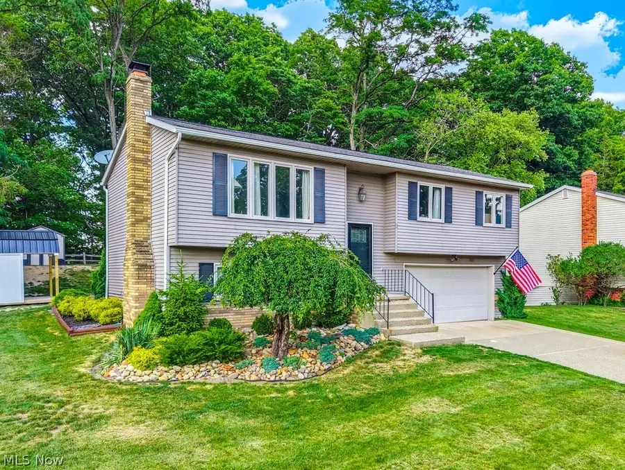 9316 Munich Drive, Parma, OH 44130 - #3
