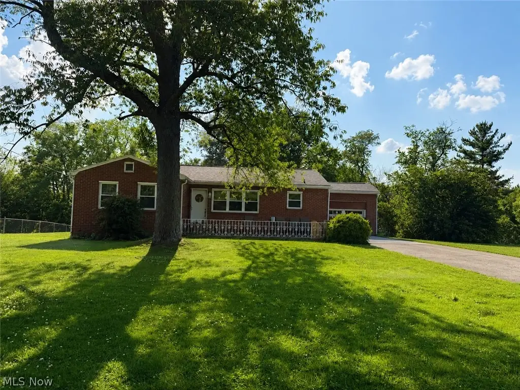 200 Hillcrest, Wellsburg, WV 26070 - #1