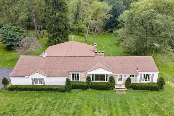 806 E Warner Road, Akron, OH 44319