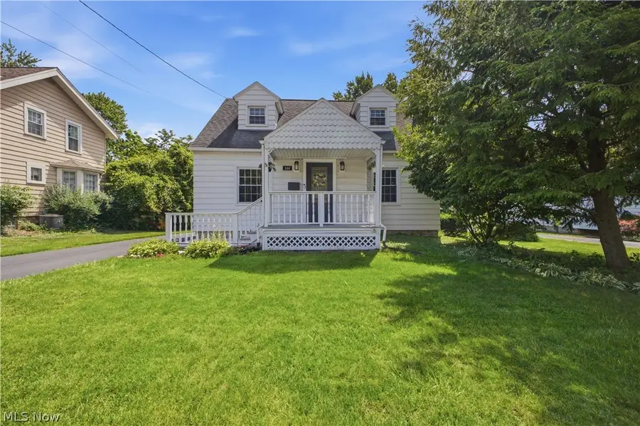 144 N Main Street, Poland, OH 44514 - #2