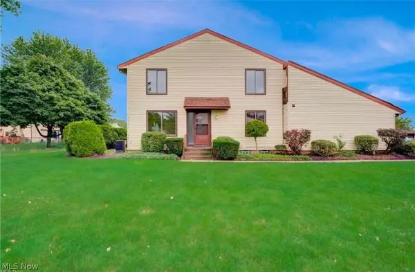 32663 Jefferson Drive #63, Solon, OH 44139