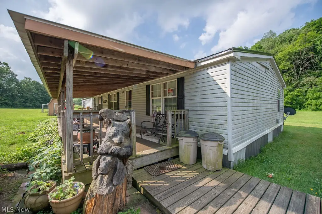 9805 Crooked Creek Se Road, Uhrichsville, OH 44683 - #1