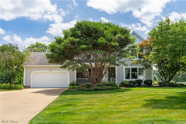 8640 Candleberry Nw Street, Massillon, OH 44646