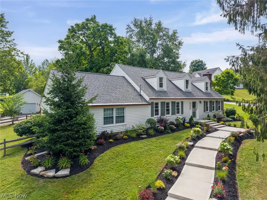 354 N Main Street, Chagrin Falls, OH 44022 - #2