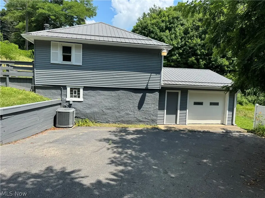 300 Henry Avenue, East Liverpool, OH 43920 - #2