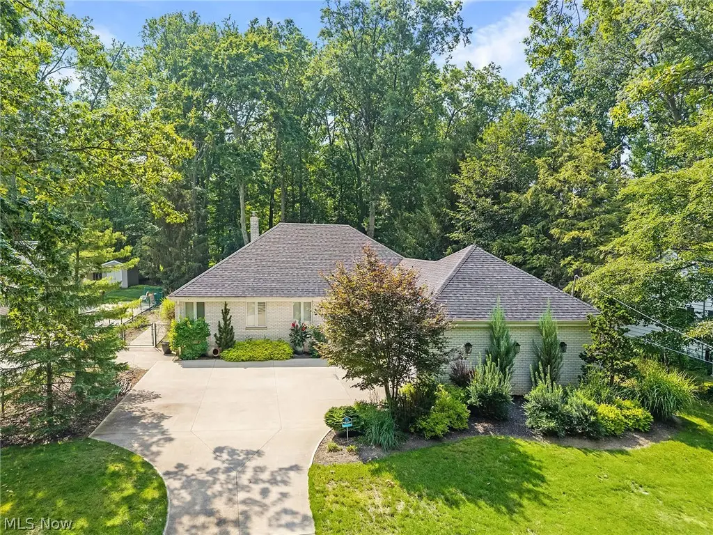 3582 Canterbury Road, Westlake, OH 44145 - #1