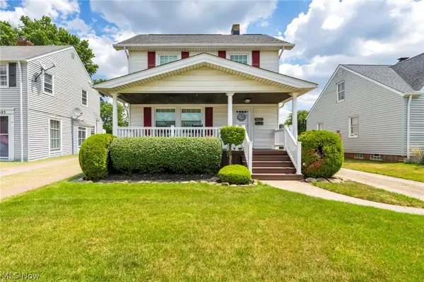 5697 W 54th Street, Parma, OH 44129