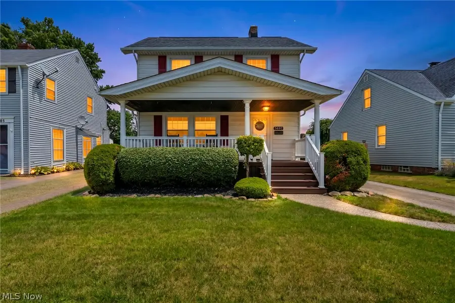 5697 W 54th Street, Parma, OH 44129 - #2