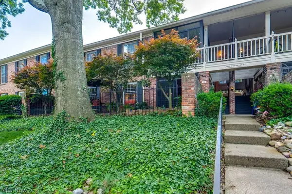 1265 Wednesbury Circle #3A, Akron, OH 44313