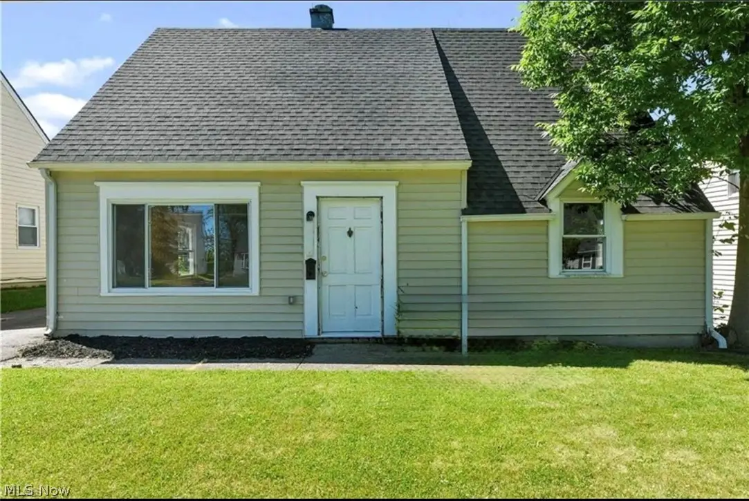 20216 Butternut Lane, Warrensville Heights, OH 44128 - #1