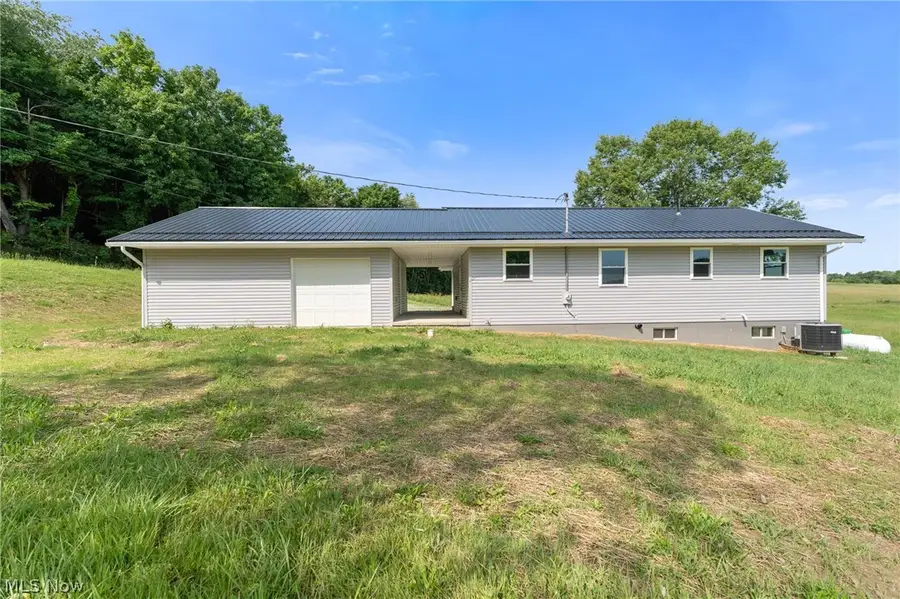 41 Penny Sw Road, Carrollton, OH 44615 - #2