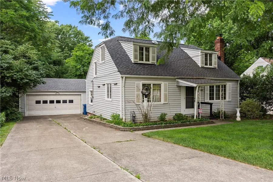7790 Lewis Road, Olmsted Falls, OH 44138 - #2
