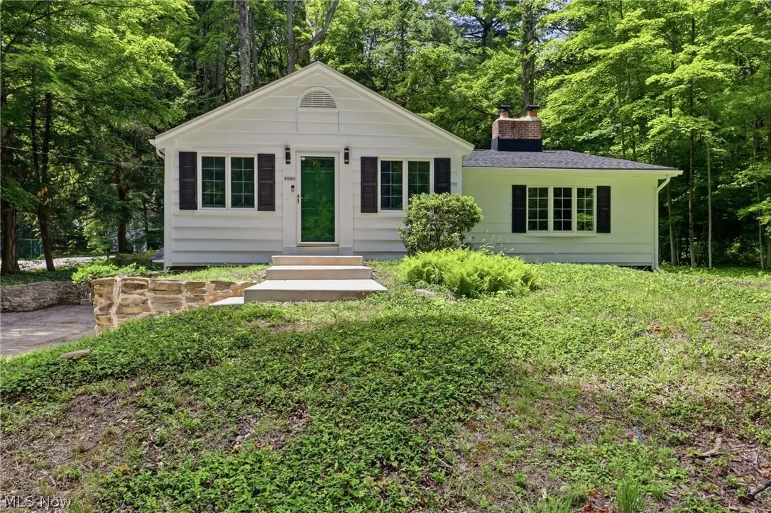 2020 Woodstock Road, Gates Mills, OH 44040 - #1