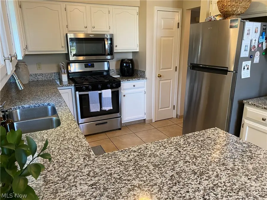 10455 Scottsdale Drive #10455, Strongsville, OH 44136 - #3
