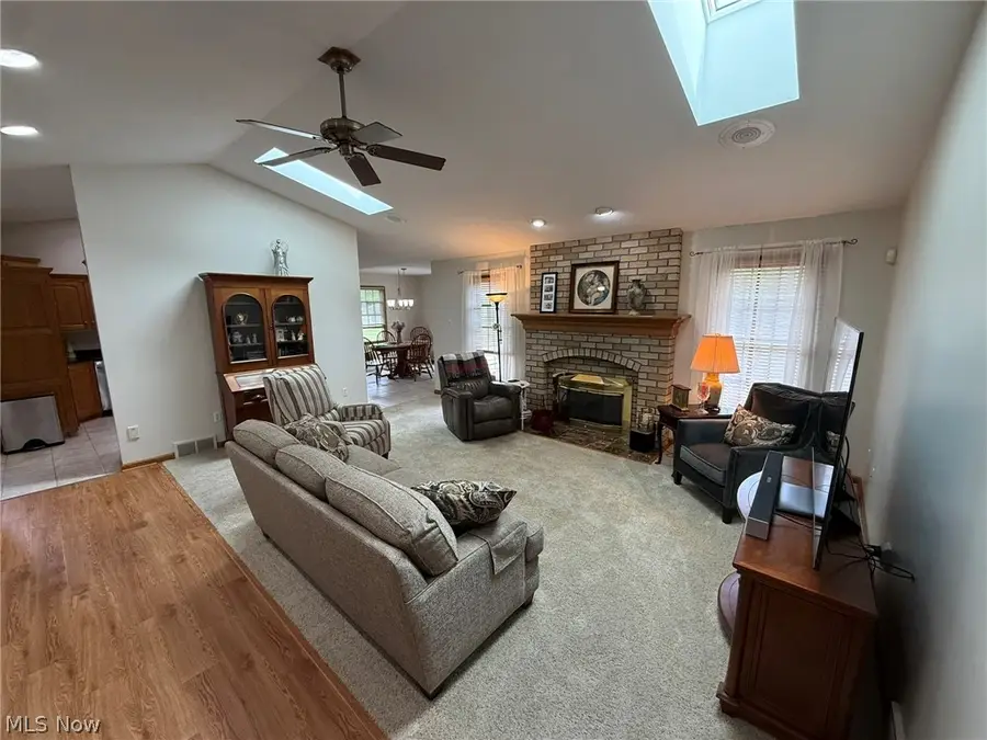 256 Clarence Se Drive, New Philadelphia, OH 44663 - #3