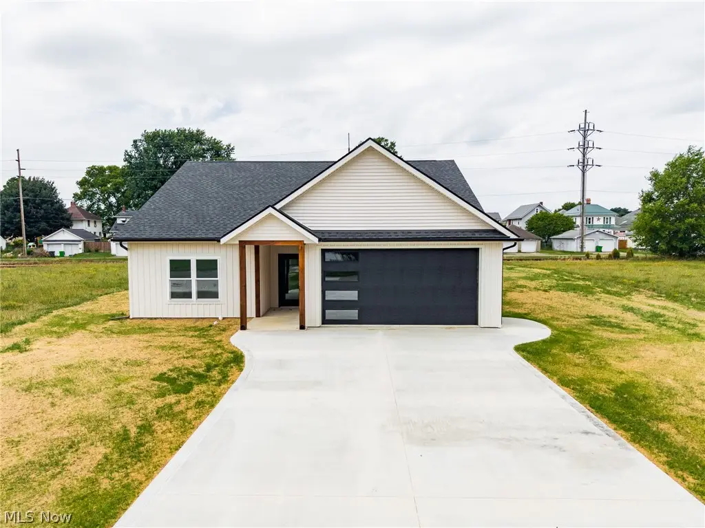 589 S 12th Street, Coshocton, OH 43812 - #1