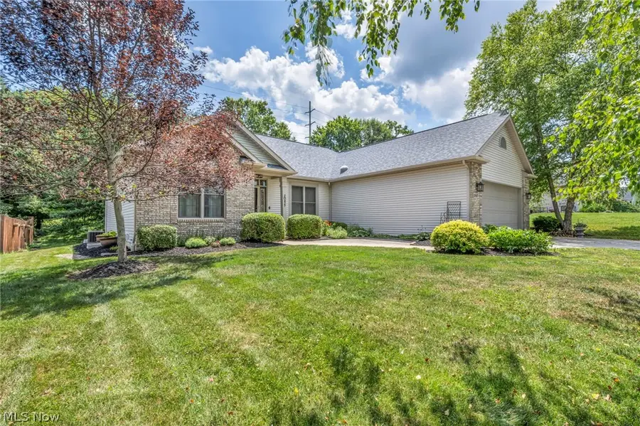 20427 Scotch Pine Way, Strongsville, OH 44149 - #3