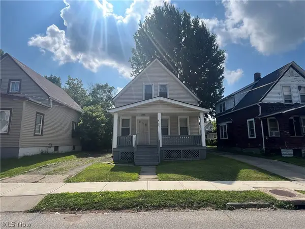 3551 W 67th Street, Cleveland, OH 44102
