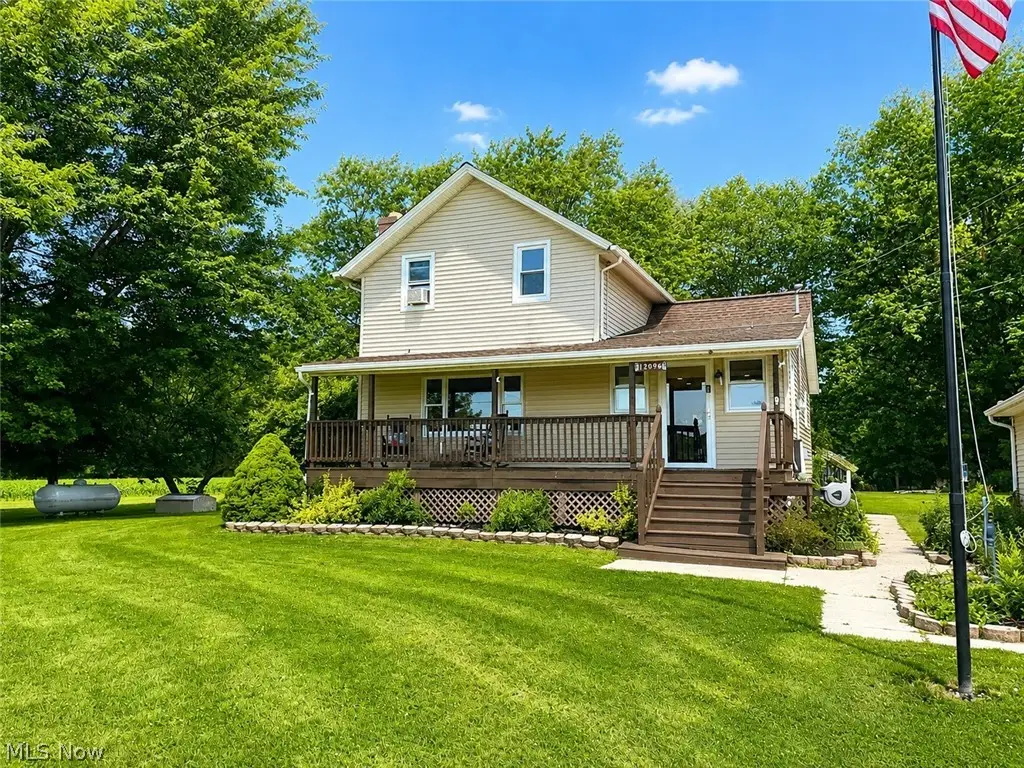 12096 Baumhart Road, Amherst, OH 44001 - #1