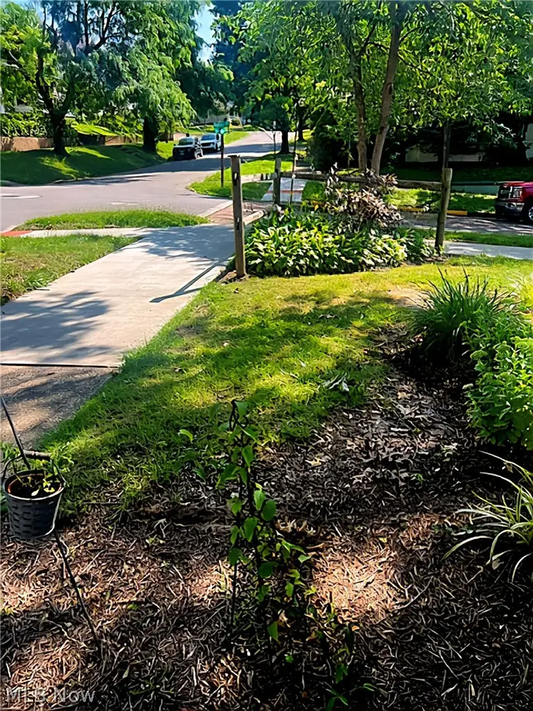 328 Oakwood Avenue, Marietta, OH 45750 - #3