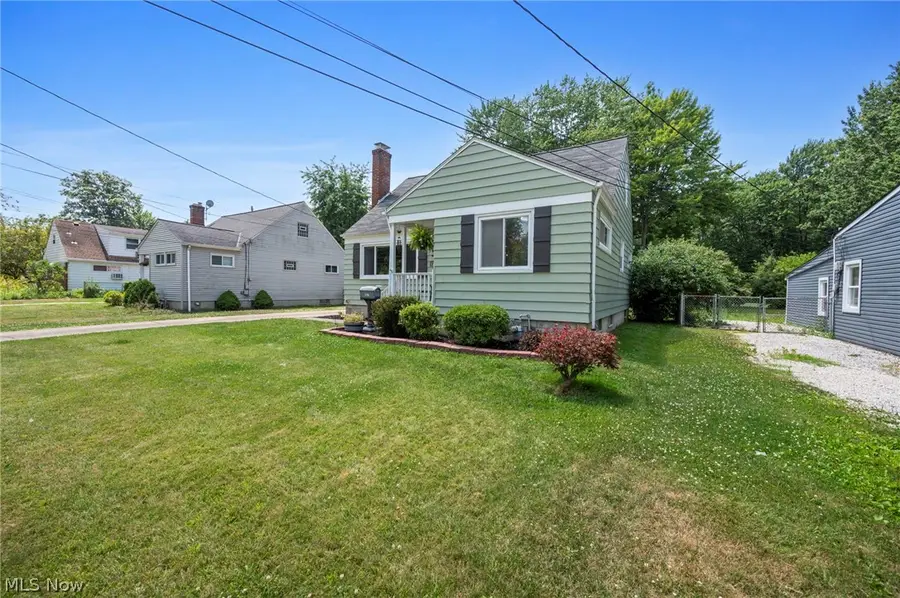 3756 Walter Road, North Olmsted, OH 44070 - #3