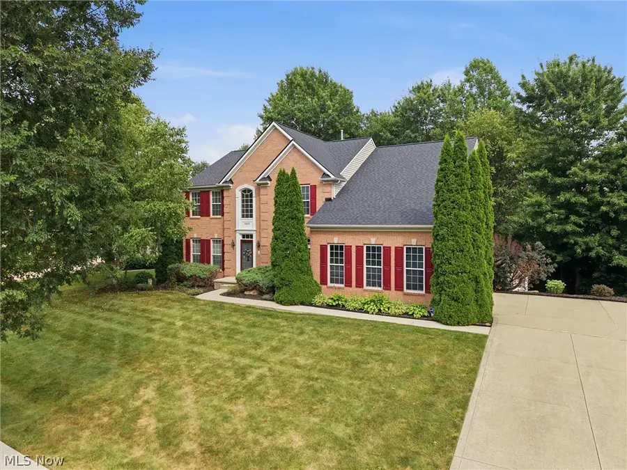 9359 Ashcroft Lane, Twinsburg, OH 44087 - #2