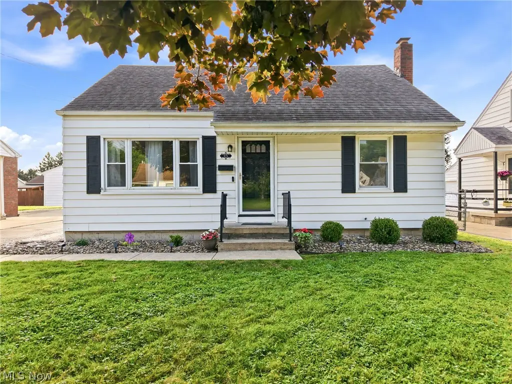 95 Westview Avenue, Hubbard, OH 44425 - #1