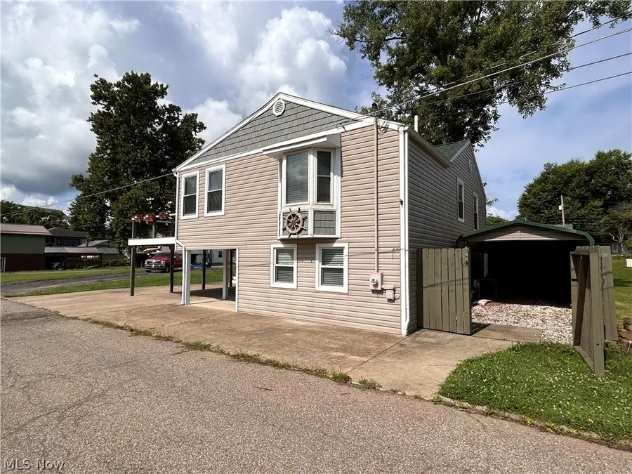 213 Oneal Street, Belpre, OH 45714 - #2