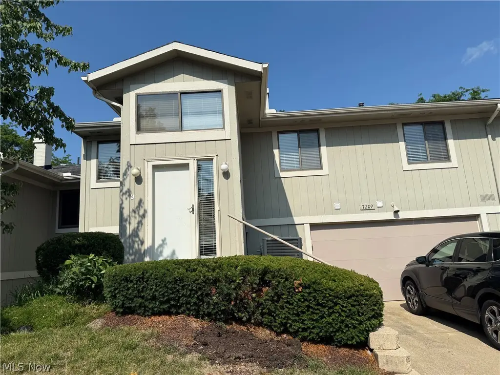 7209 S Churchill Place, Painesville, OH 44077 - #1