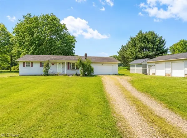 9754 Stonecreek Road, Newcomerstown, OH 43832