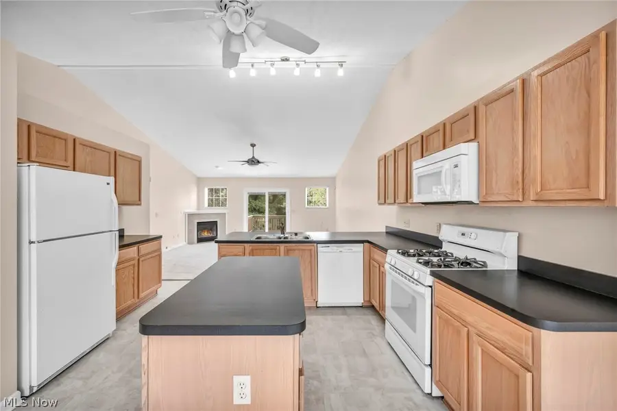 1024 Saint Michaels Way, Madison, OH 44057 - #3