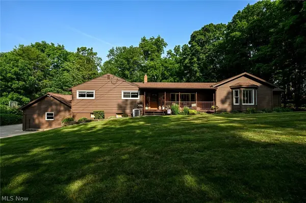 10953 Ambler Lane, Mantua, OH 44255