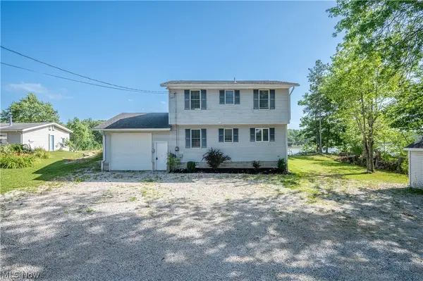 9388 Pearl Drive, North Benton, OH 44449
